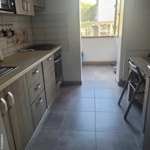 Închiriez apartament 2 camere - imagine 3