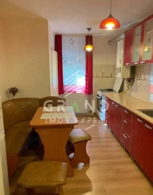 Apartament 3 camere decomandat, zona Piata Zorilor, 600 euro