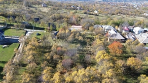 Teren si casa de vânzare la baza muntelui Iezer in Valea Mare Pravat - imagine 5