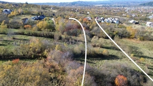 Teren si casa de vânzare la baza muntelui Iezer in Valea Mare Pravat - imagine 16