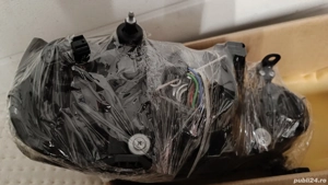 Far stânga Hyundai Elantra 03 - imagine 2