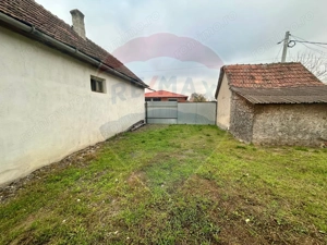 Casă de vanzare cu teren 680mp in Salonta - imagine 9