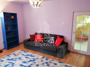 Casa de inchiriat, curte proprie si loc de parcare, zona Lipovei