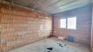 Jumate de duplex P+1 cu 4 camere, Giarmata Vii - imagine 7