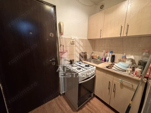 Garsoniera de vanzare | 20mp | Mobilata si utilata | Zona Blascovici - imagine 2