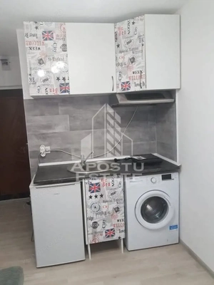 Garsoniera, etaj intermediar, zona Dacia