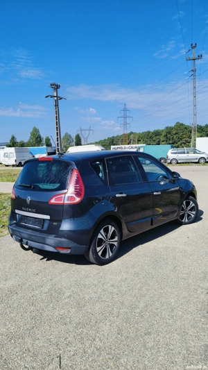 vând Renault Scenic 3 Dynamiqe Edition 1.5 dci 110 cp euro 5 an 2010  - imagine 2