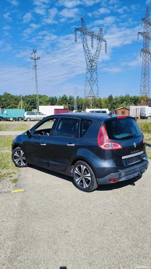 vând Renault Scenic 3 Dynamiqe Edition 1.5 dci 110 cp euro 5 an 2010  - imagine 5