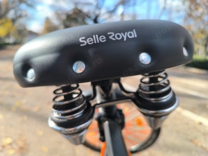 Vănd bicicletă cu cadru de aluminiu.