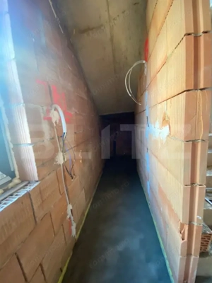 Casa P+E semifinisata cu panouri solare si pompa de caldura zona Roata Faget - imagine 8