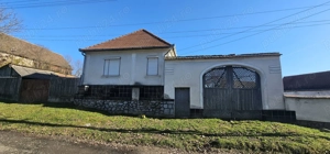 Casă de vânzare   Săcel, județul Sibiu
