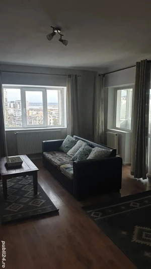 Închiriez ap 2 camere central