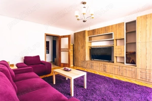 Decebal , Piata Muncii , 3 minute metrou 