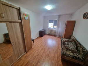 Aurel vlaicu-apartament 2 camere decomandat cu gaze