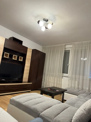 2 cam DECCOMANDAT  b-dul Victor Babes langa toate Facultatile, amenajat, mobilat si utilat modern - imagine 2