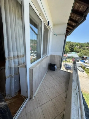 Apartament luminos cu 3 camere Moreni - imagine 13