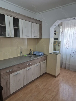 Închiriez în regim hotelier  - imagine 2