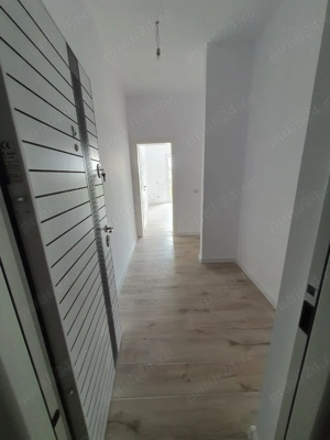 PROPRIETAR Vand Apartament in Bloc Nou in Giroc 85000  E - imagine 9