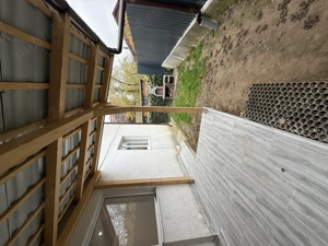 Apartament cu terasa curte magazie 2 locuri de parcare 2 bai cu cada 3 camere - imagine 7