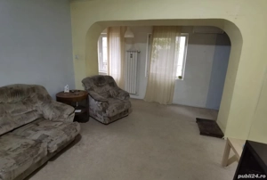 Unirii,Universitate km 0 ,on spatele spitalului Colțea  - imagine 2