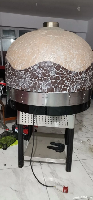 Vând cuptor pizza napoletan nou 