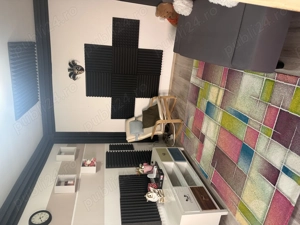 Vand casa la curte comuna - imagine 5