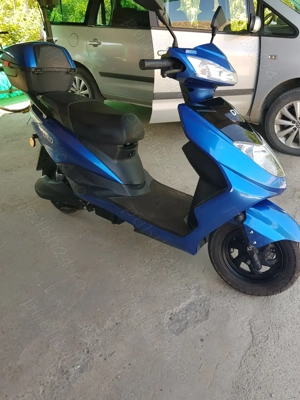 Vind scuter electric in garantie  - imagine 2