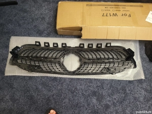 Grilă Mare radiator Mercedes w177 A200 2019  - imagine 6