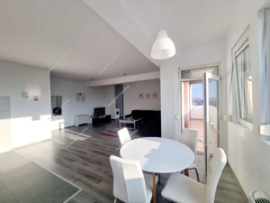 Apartament cu 2 camere de 80 mp si balcon cu vedere panoramica - Torontalului