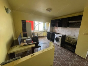 Apartament 2 camere, decomandat, etaj 3/4 ANDREI MURESANU 