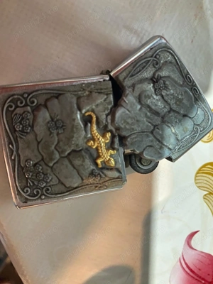 Vând zippo aștept oferte !