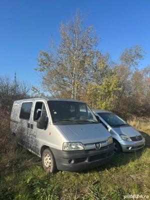Peugeot Boxer si Mercedes Vaneo pachet