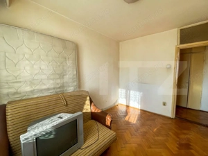 Apartament de 3 camere decomandat, 75 mp, 2 băi, 2 balcoane, etaj intermediar. - imagine 3