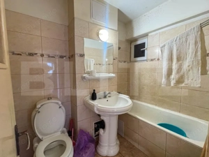 Apartament de 3 camere decomandat, 75 mp, 2 băi, 2 balcoane, etaj intermediar. - imagine 17