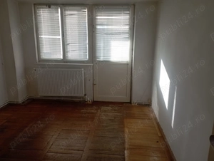 Apartament cu 3 camere decomandat-2bai-2balcoane-Bld.Decebal Deva - imagine 2