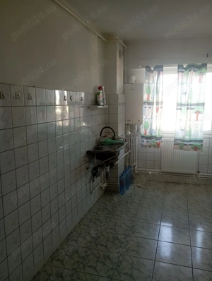 Apartament cu 3 camere decomandat-2bai-2balcoane-Bld.Decebal Deva - imagine 4