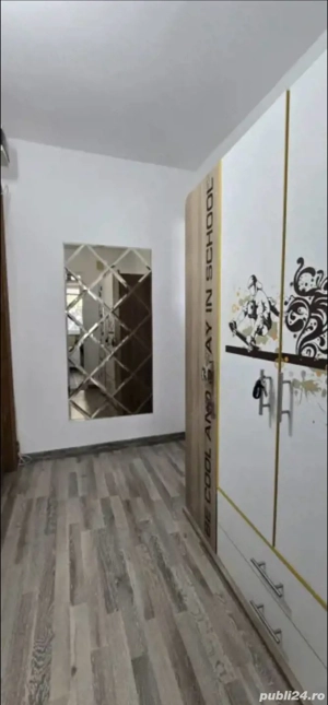 Inchiriez ap 3 camere zona Mall - imagine 6