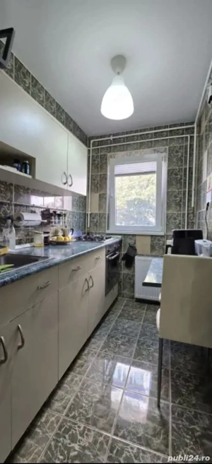 Inchiriez ap 3 camere zona Mall - imagine 7