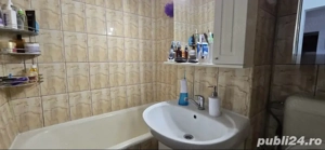 Inchiriez ap 3 camere zona Mall - imagine 5