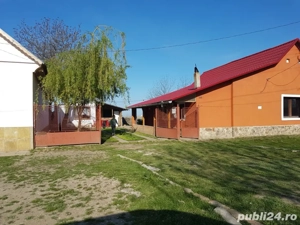 Casă de Vinzare la Sat 