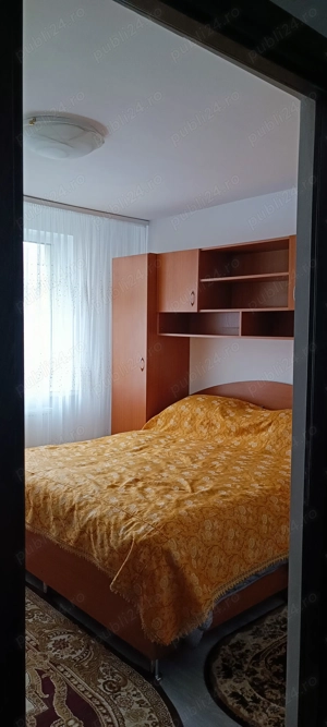 Proprietar închiriez apartament 3 camere - imagine 4