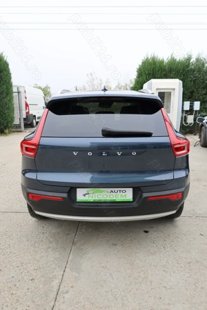 Volvo XC40 T4 RECHARGE Plug-In Hybrid 1.5 Benzina 210CP - imagine 4