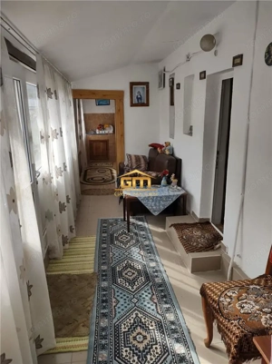 Proprietate deosebită cu două case și teren 5.600 mp, situată in zonă liniștită, Golești - imagine 16