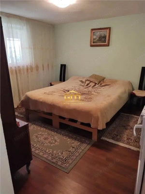 Proprietate deosebită cu două case și teren 5.600 mp, situată in zonă liniștită, Golești - imagine 13