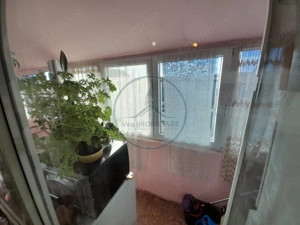 Apartament 3 camere semidecomandat, zona Big - imagine 3