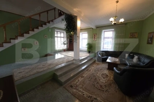 Proprietate generoasă, 10 camere, 750 mp, zona Unirea - imagine 18