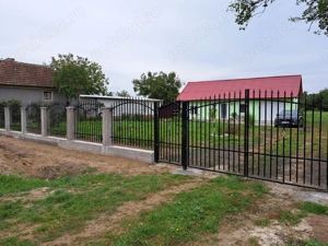 Casă nouă și teren  de 2730 mp, la 22 km față de Oradea 