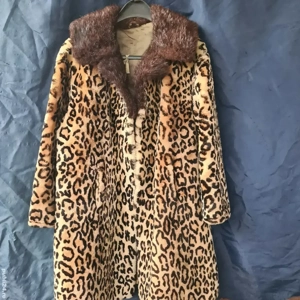 Frumoasă blană din piele de miel 