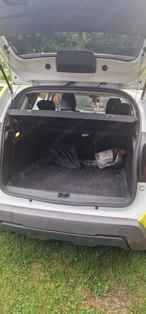 Taxi cu licență Duster 2023 - imagine 5