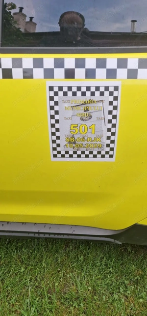 Taxi cu licență Duster 2023 - imagine 4